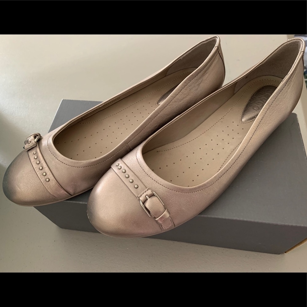 Ecco shoes